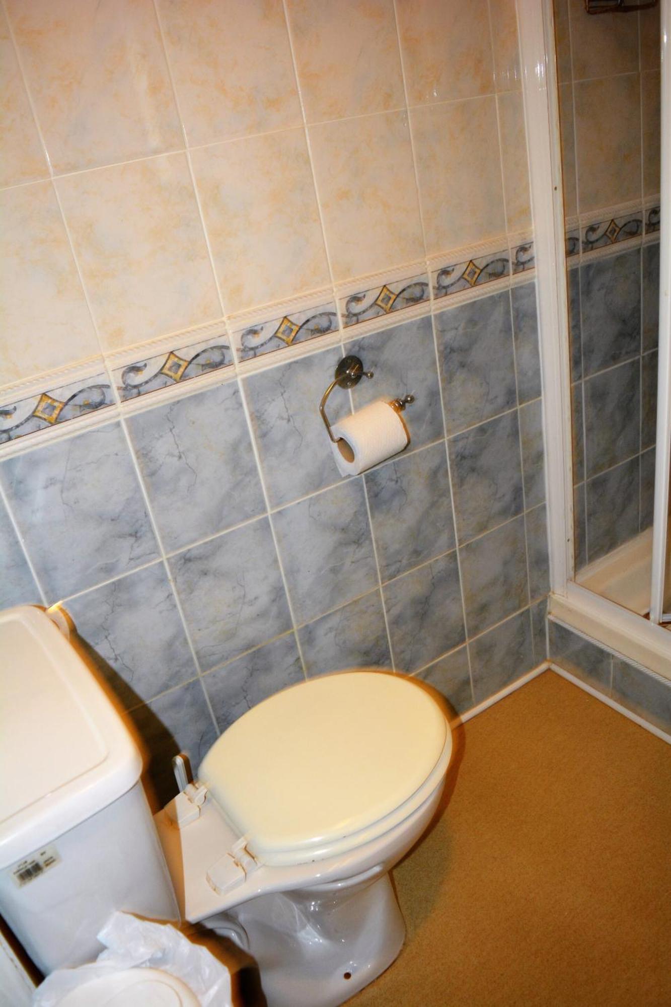 Double Room Private Bathroom