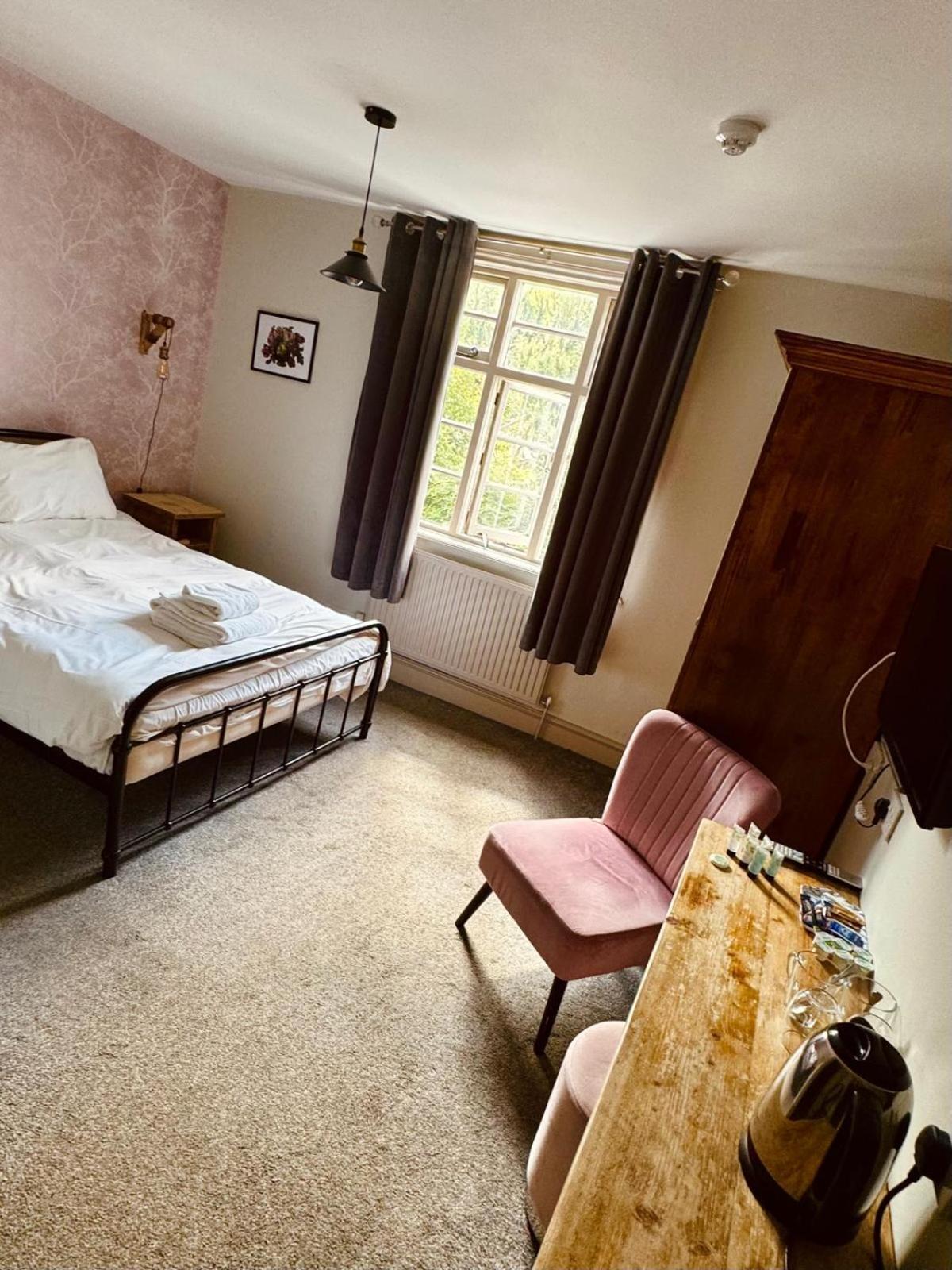 Double Room Bathroom
