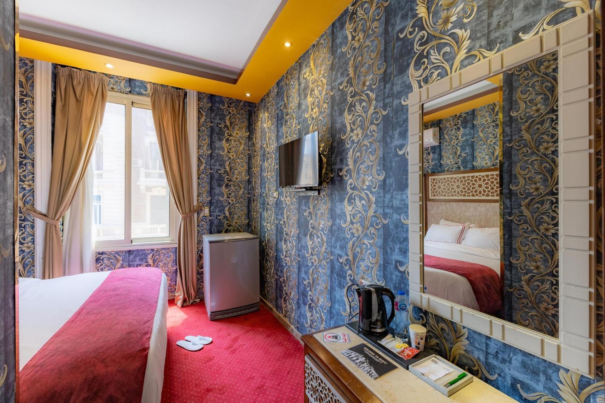 Deluxe Single Room