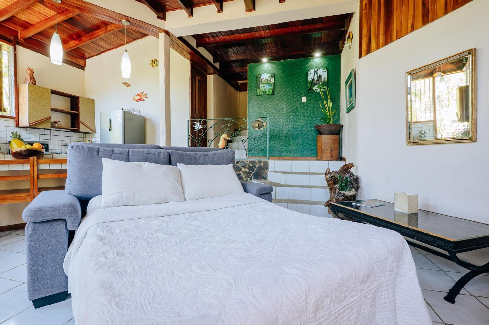 Deluxe One Bedroom