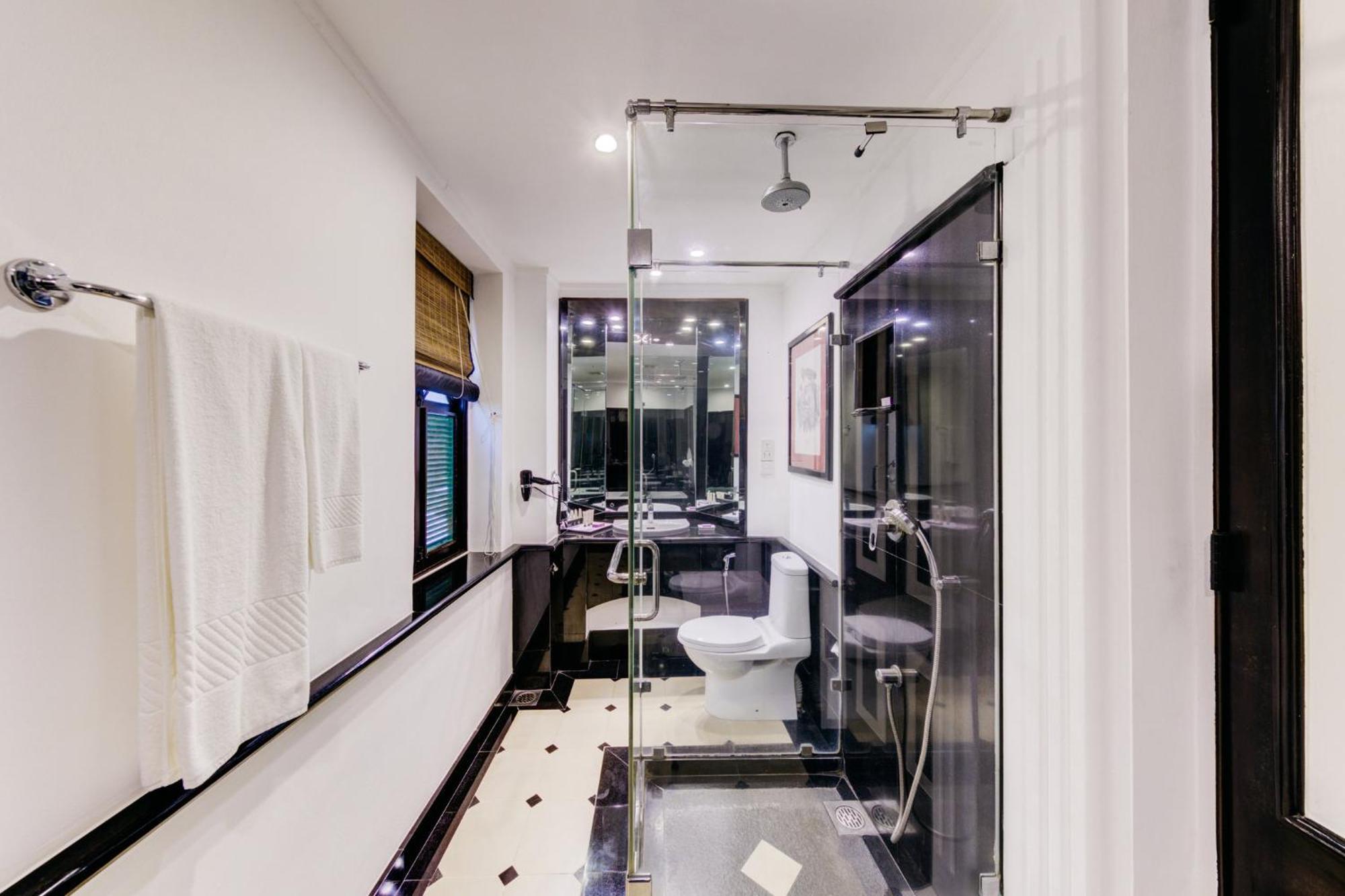 Superior Suite Discounts on F&B on Spa on Jeep Safari