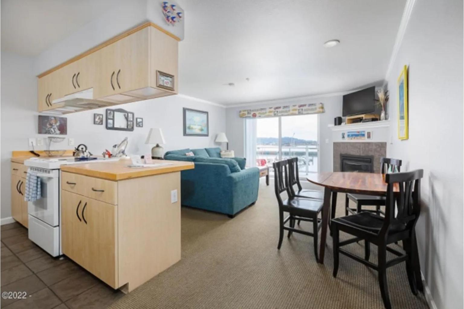 Two-Bedroom Apartment Non-Pet