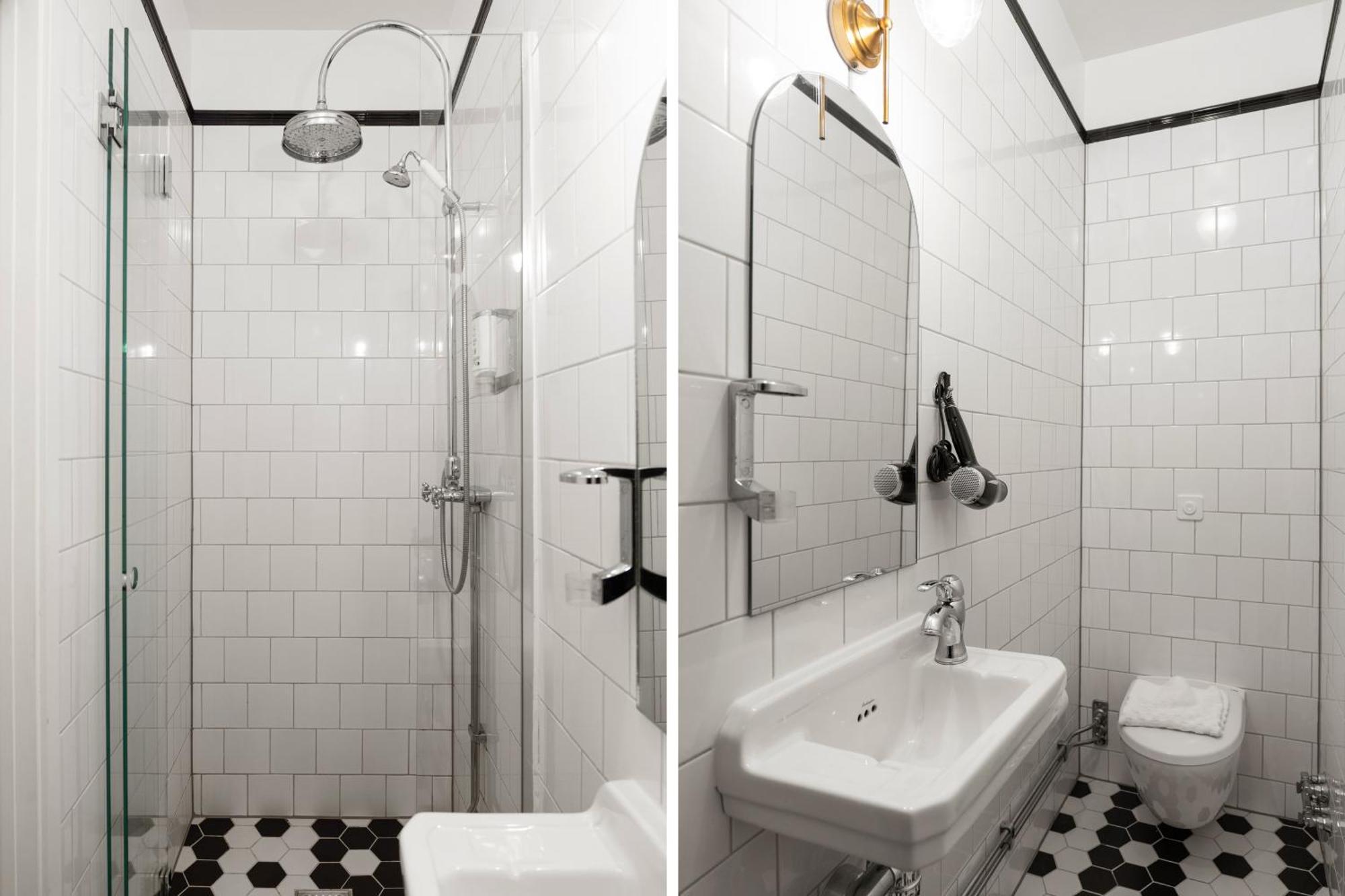 Double Room with Private Bathroom & Windows