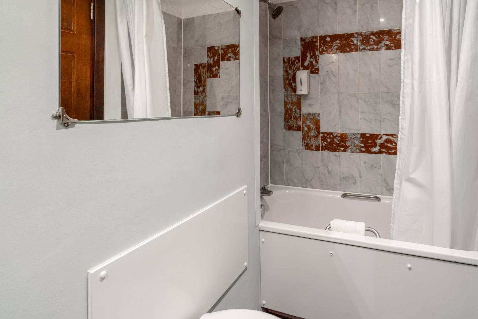 Quarto Individual Standard