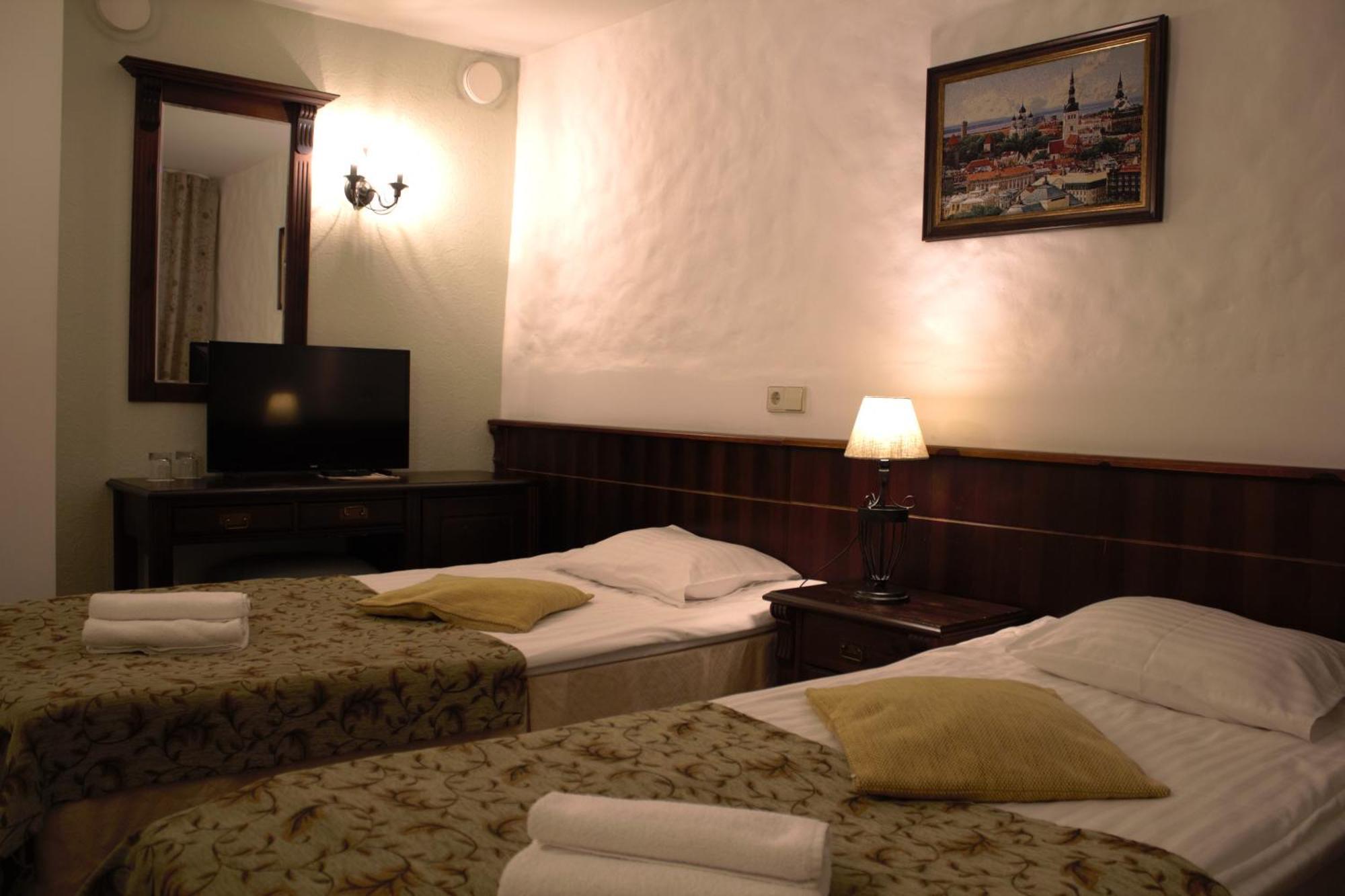 Economy Twin Room