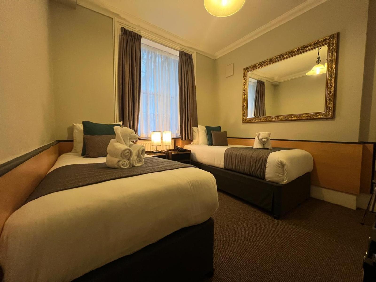 Standard Twin Room,1664648818:JPEG