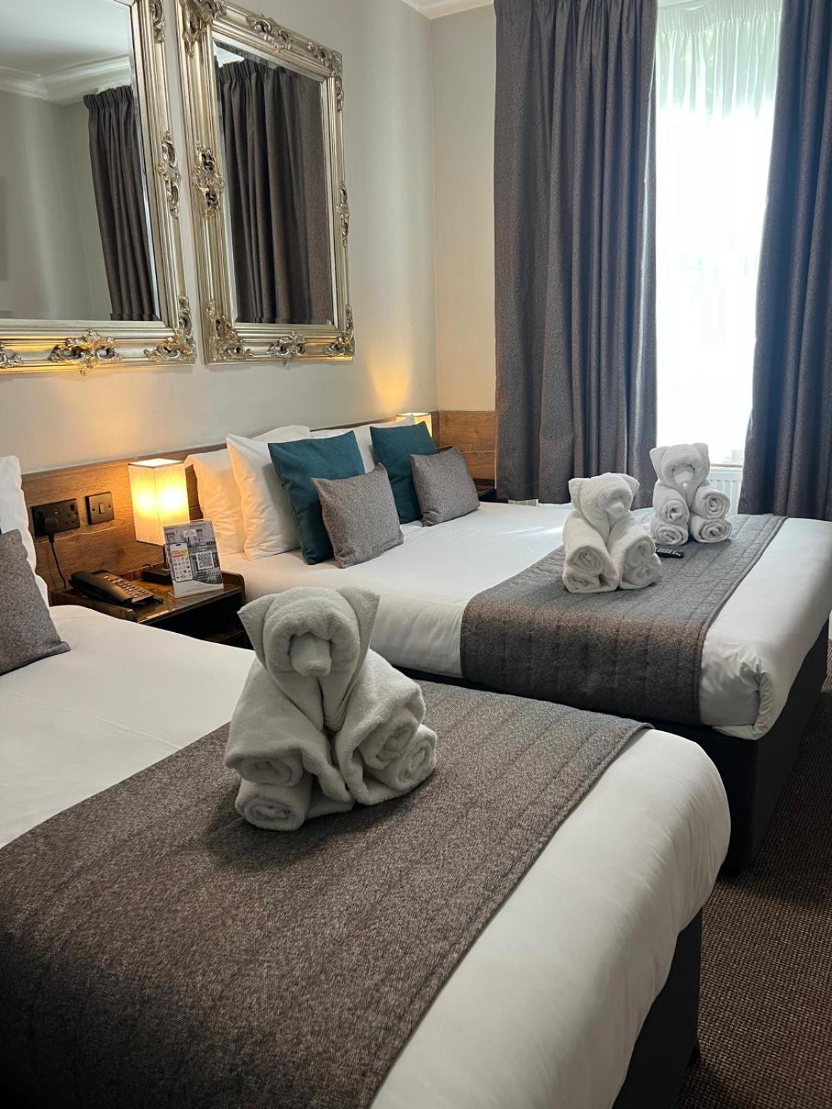 Triple Room with Garden View,1664648825:JPEG