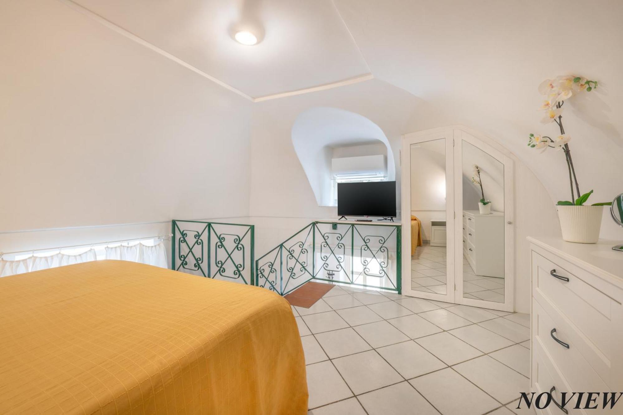 Maisonette Partial City View Annex
