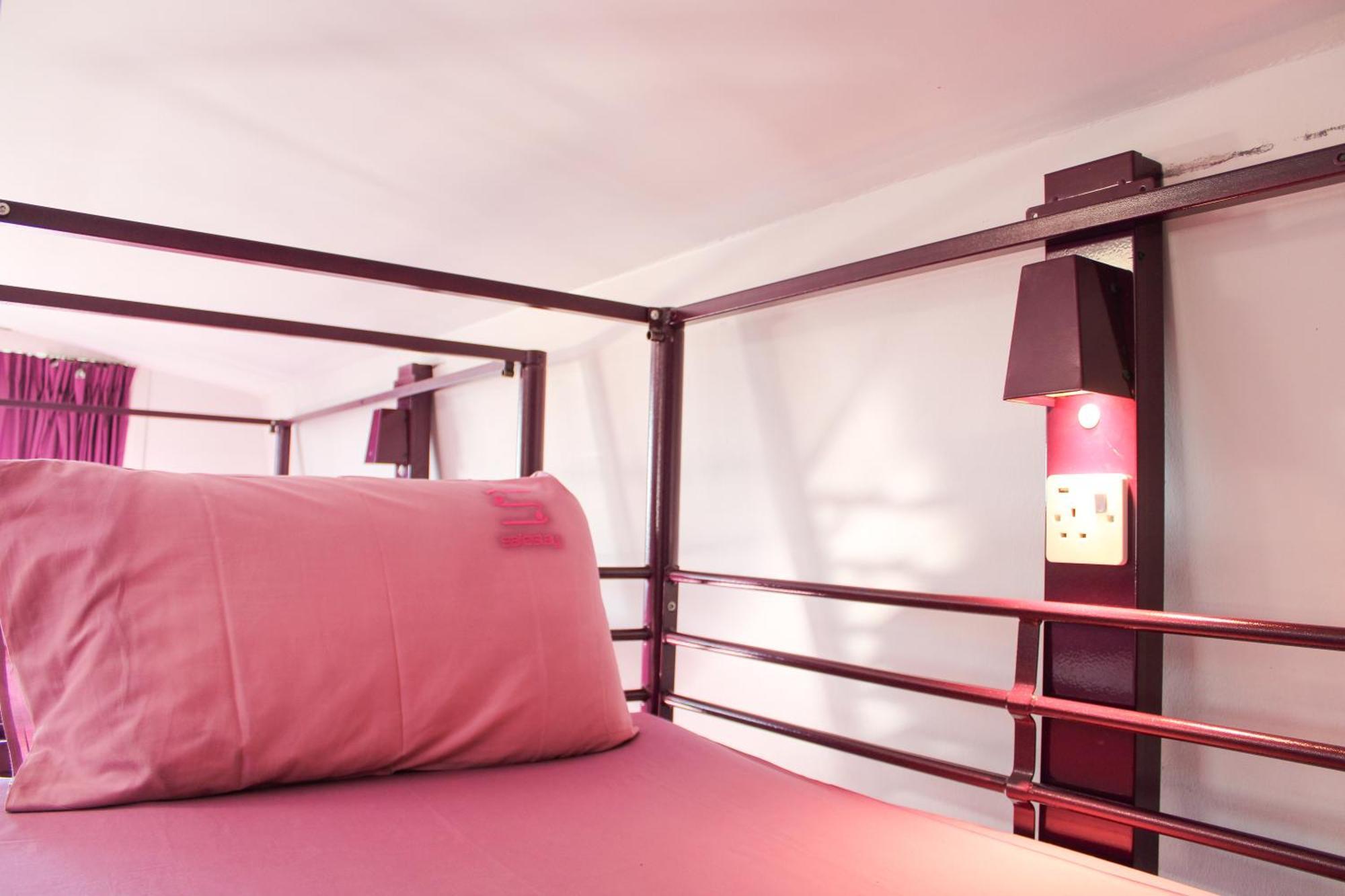 Bed in 12-Bed Mixed Dorm Ensuite