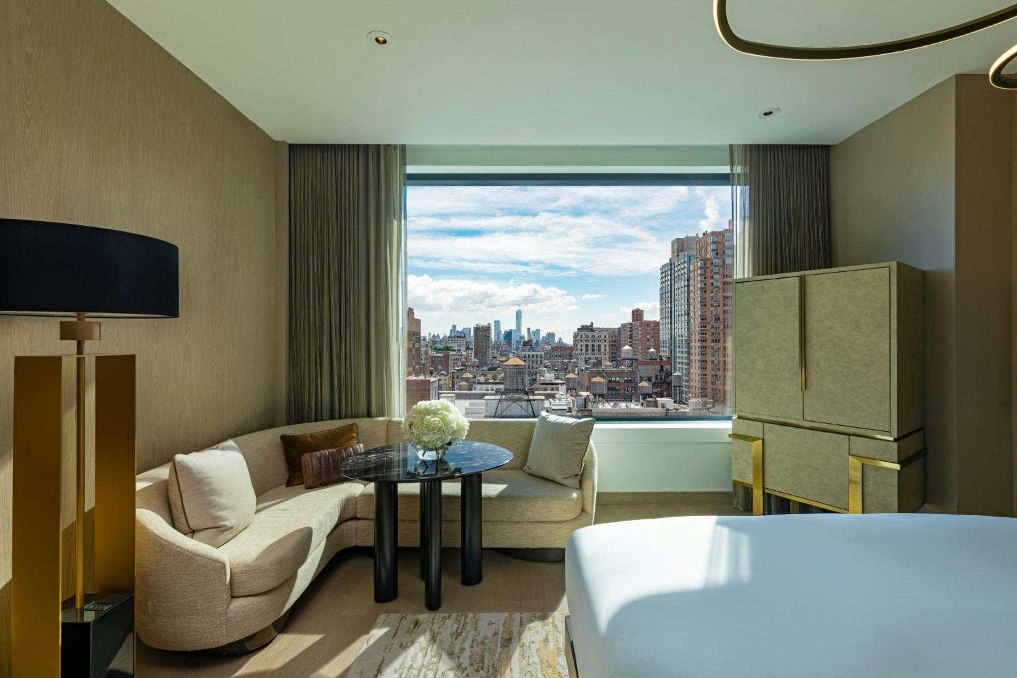 Manhattan King Room High Floor