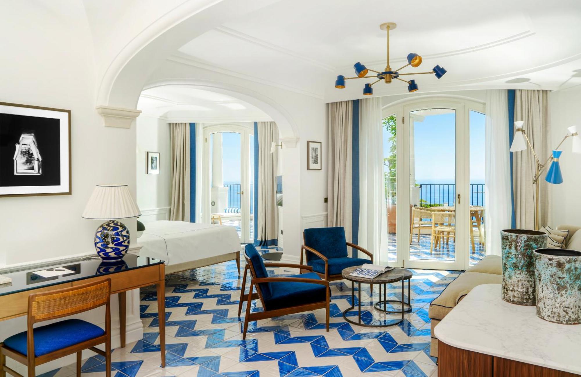 Deluxe Suite Sea View