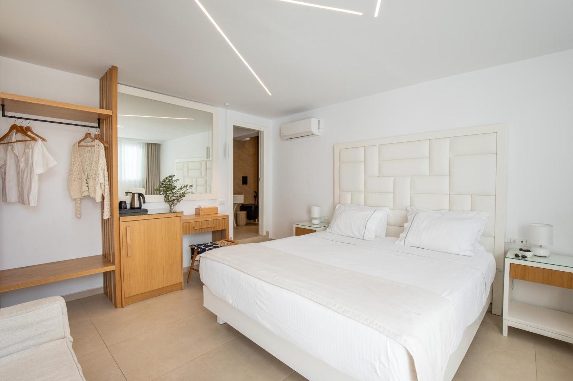 Classic Double or Twin Room