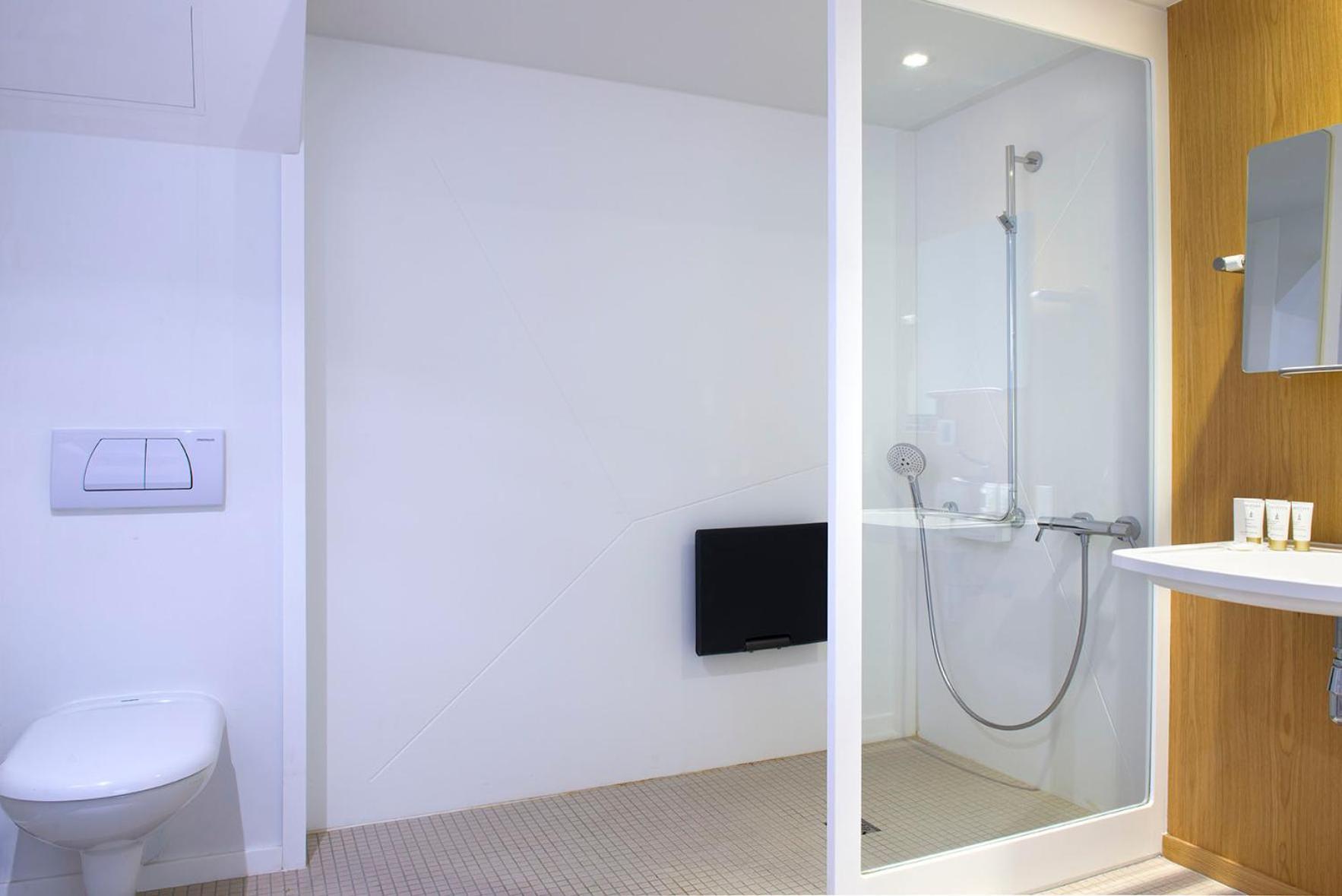 Urban Chic Room Shower Disability Access