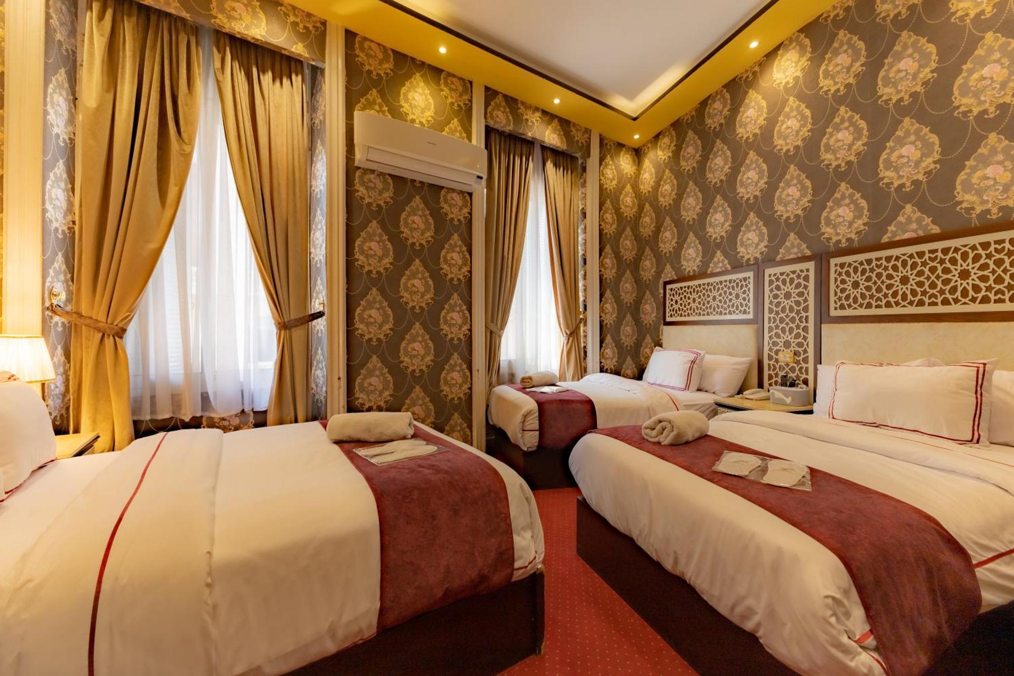 Deluxe Triple Room