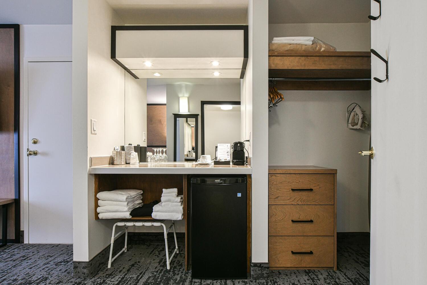 King Room Roll Shower Disability Access