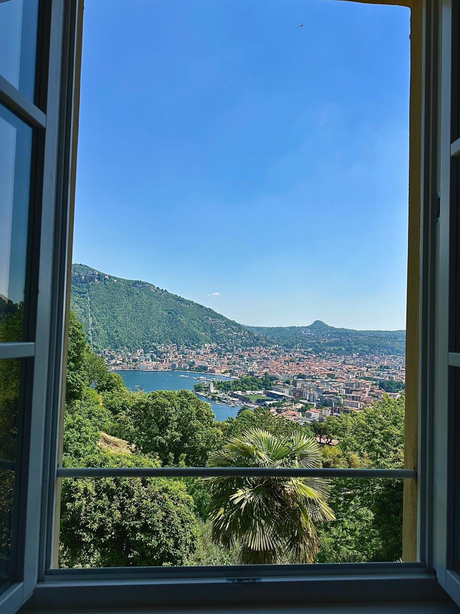 King Room Lake View