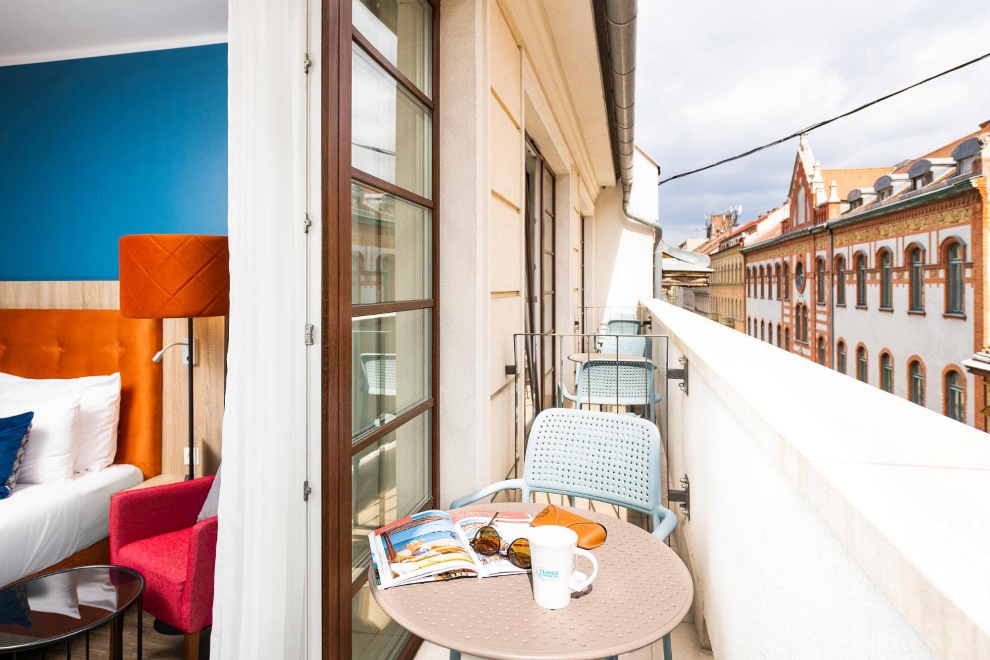 Premium Double Room Balcony
