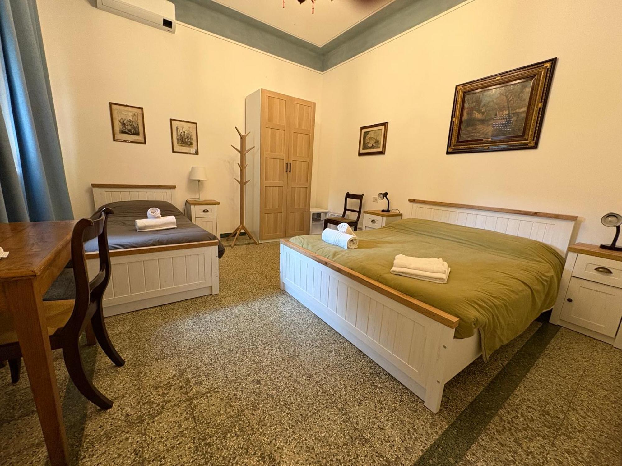 Triple Room Private Bathroom