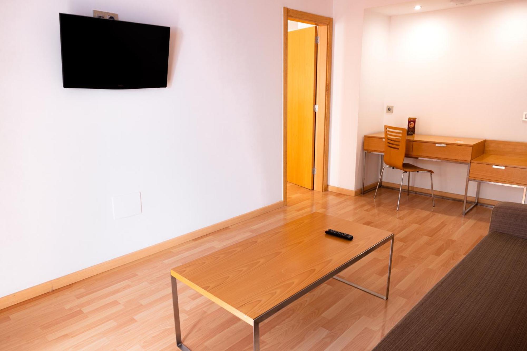 Premium Family Room