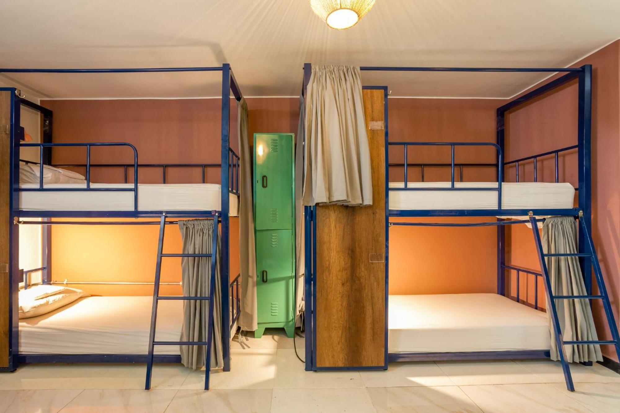 Bed 6-Bed Female Dormitory Room