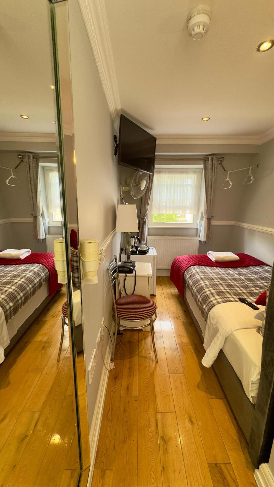 Standard Single Room