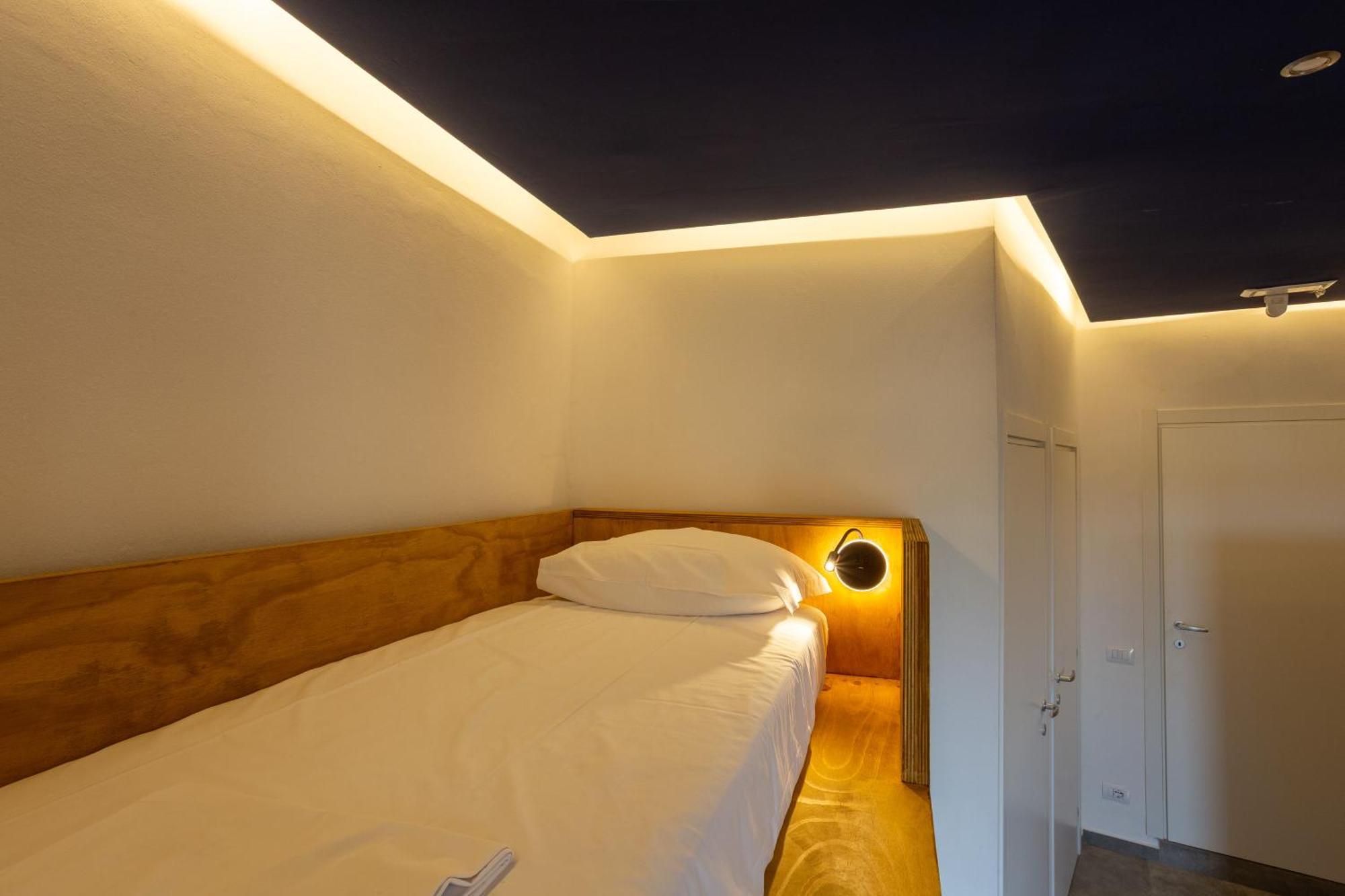Bed 4-Bed Female Dormitory Room