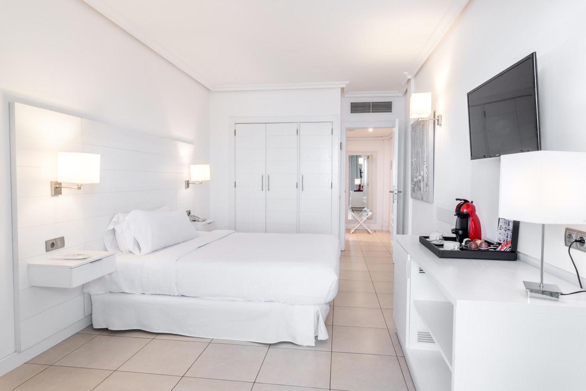 Double Room (2 adultos),1666752361:JPEG