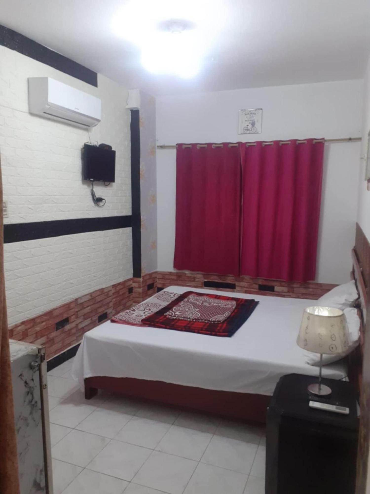 Double Room Private Bathroom