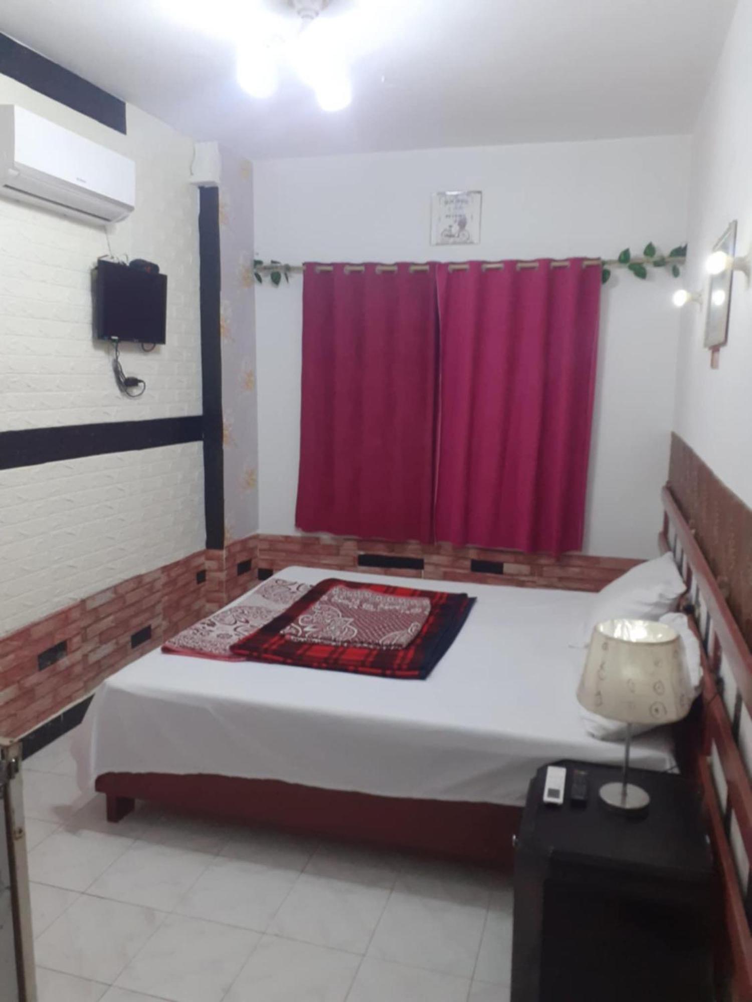 Single Room Private Bathroom