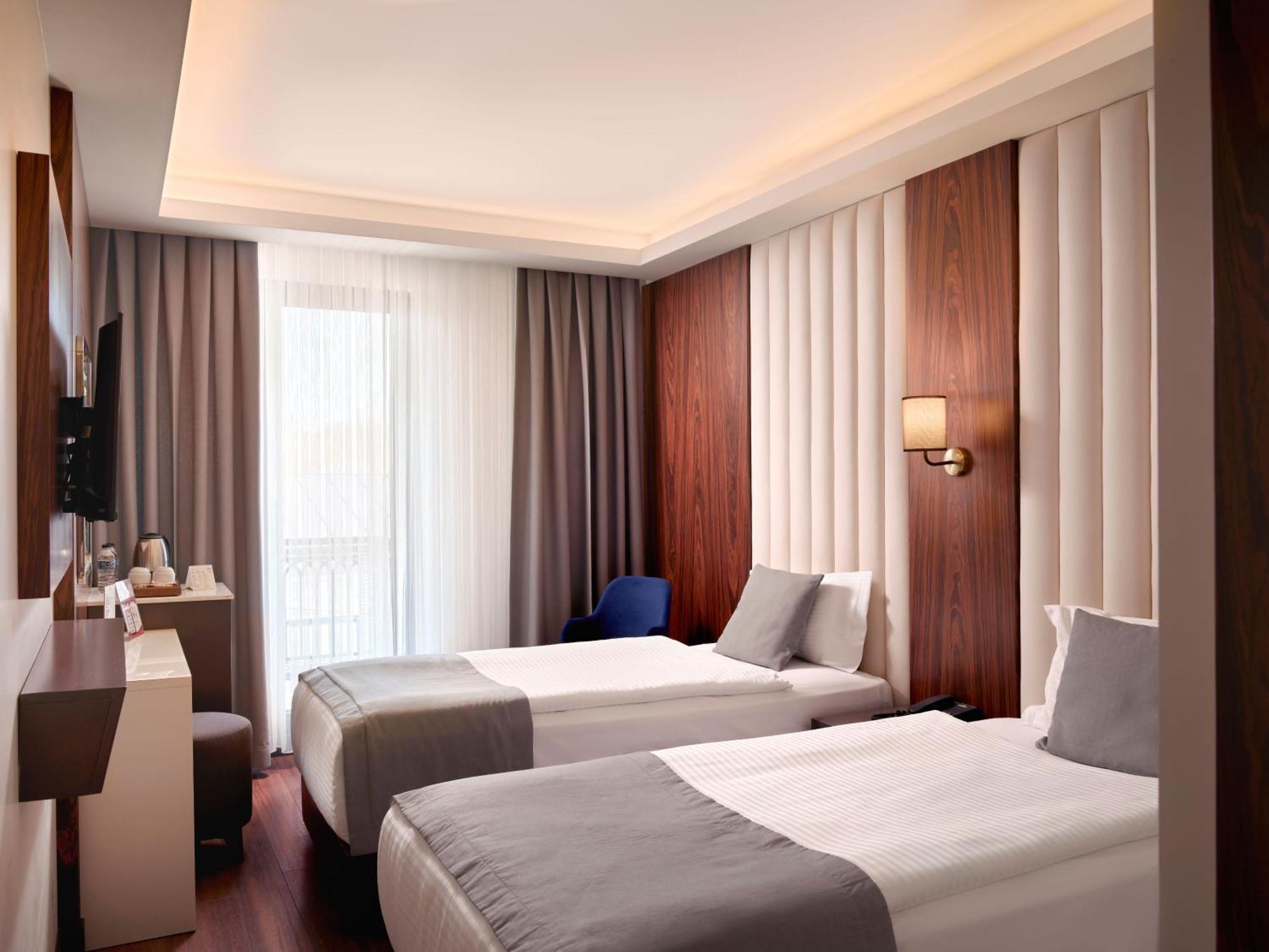 Superior Twin Room,1666097324:JPEG