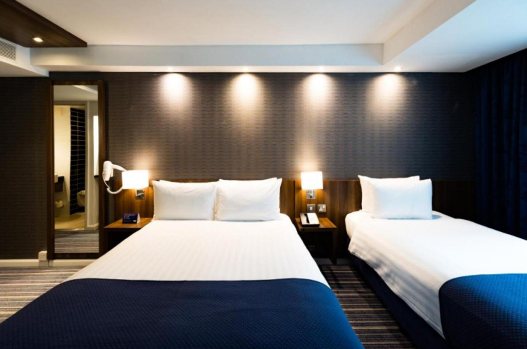 Standard Double Room Hot