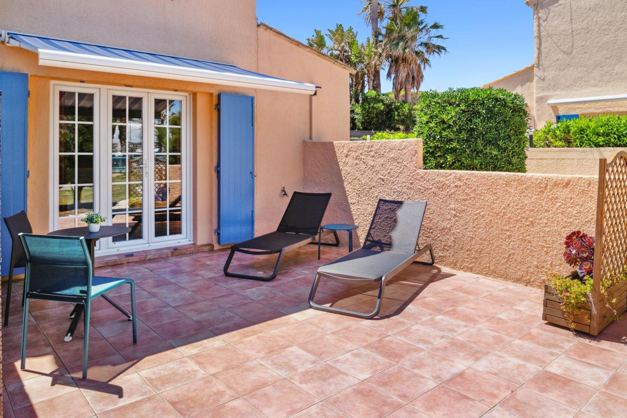 Comfort Double Room Terrace Garden view