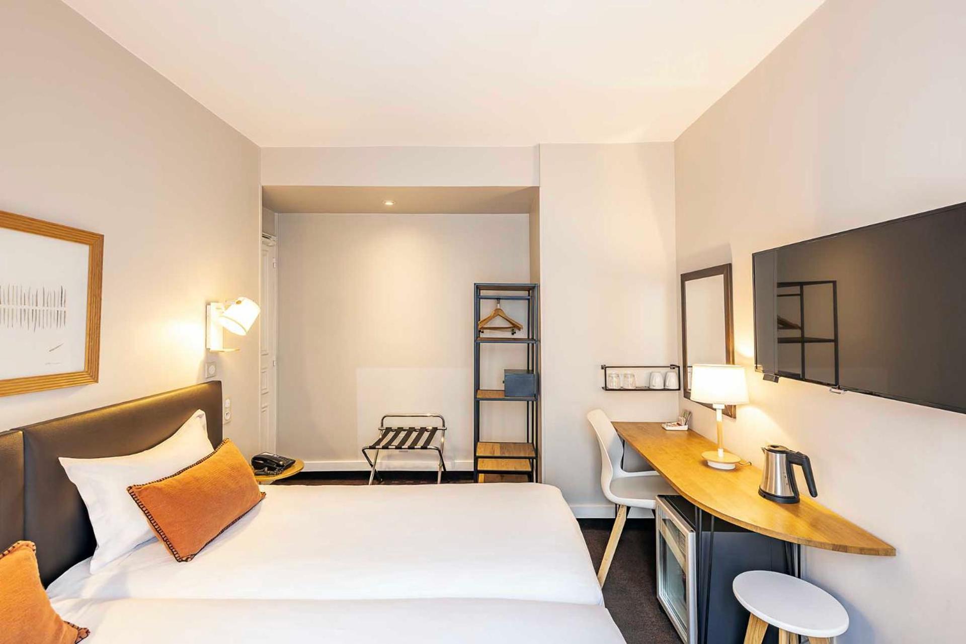 Quarto Comfort com 2 Camas de Solteiro