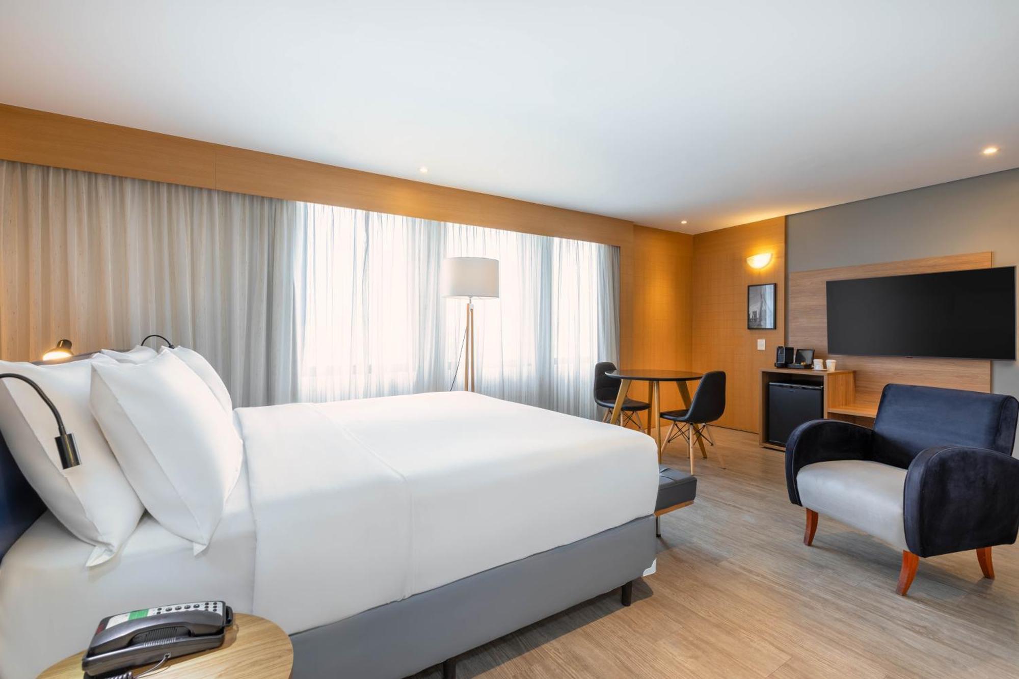 Premium King Room