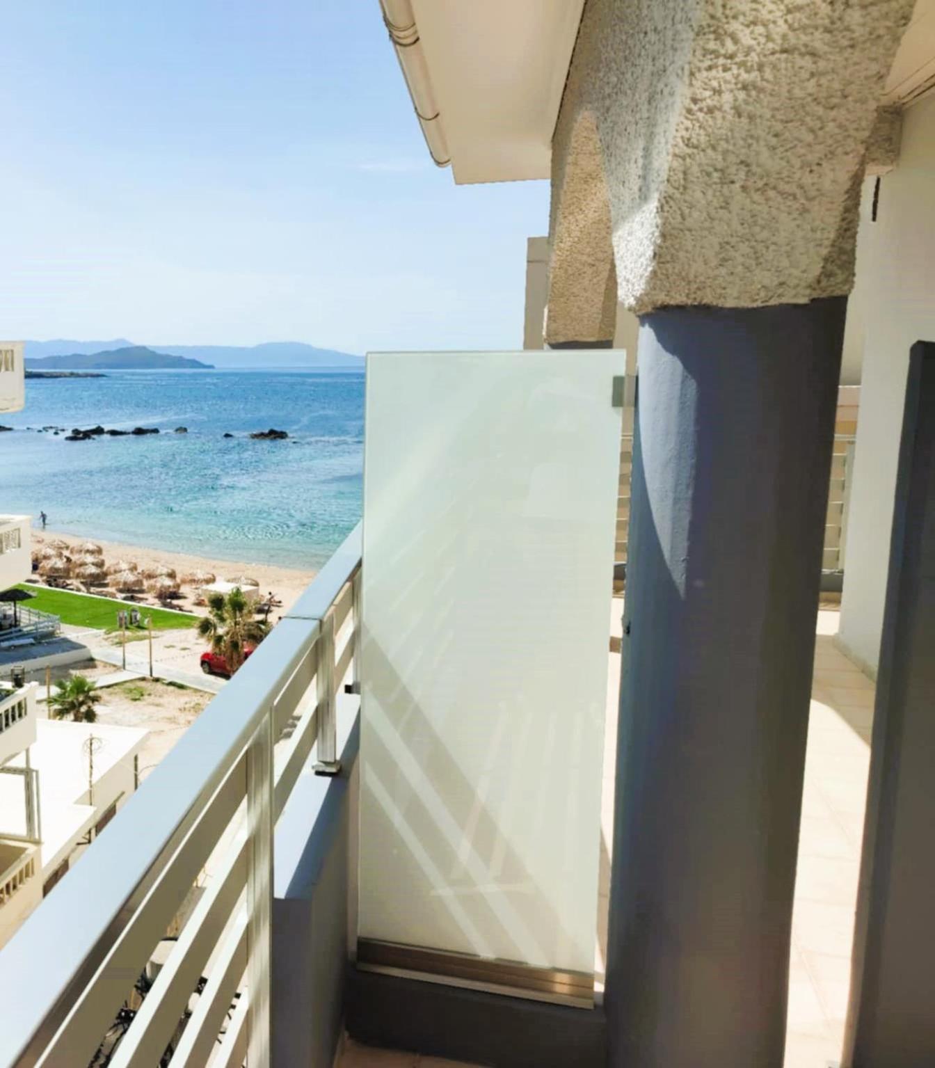 Double or Twin Room Partial Sea View