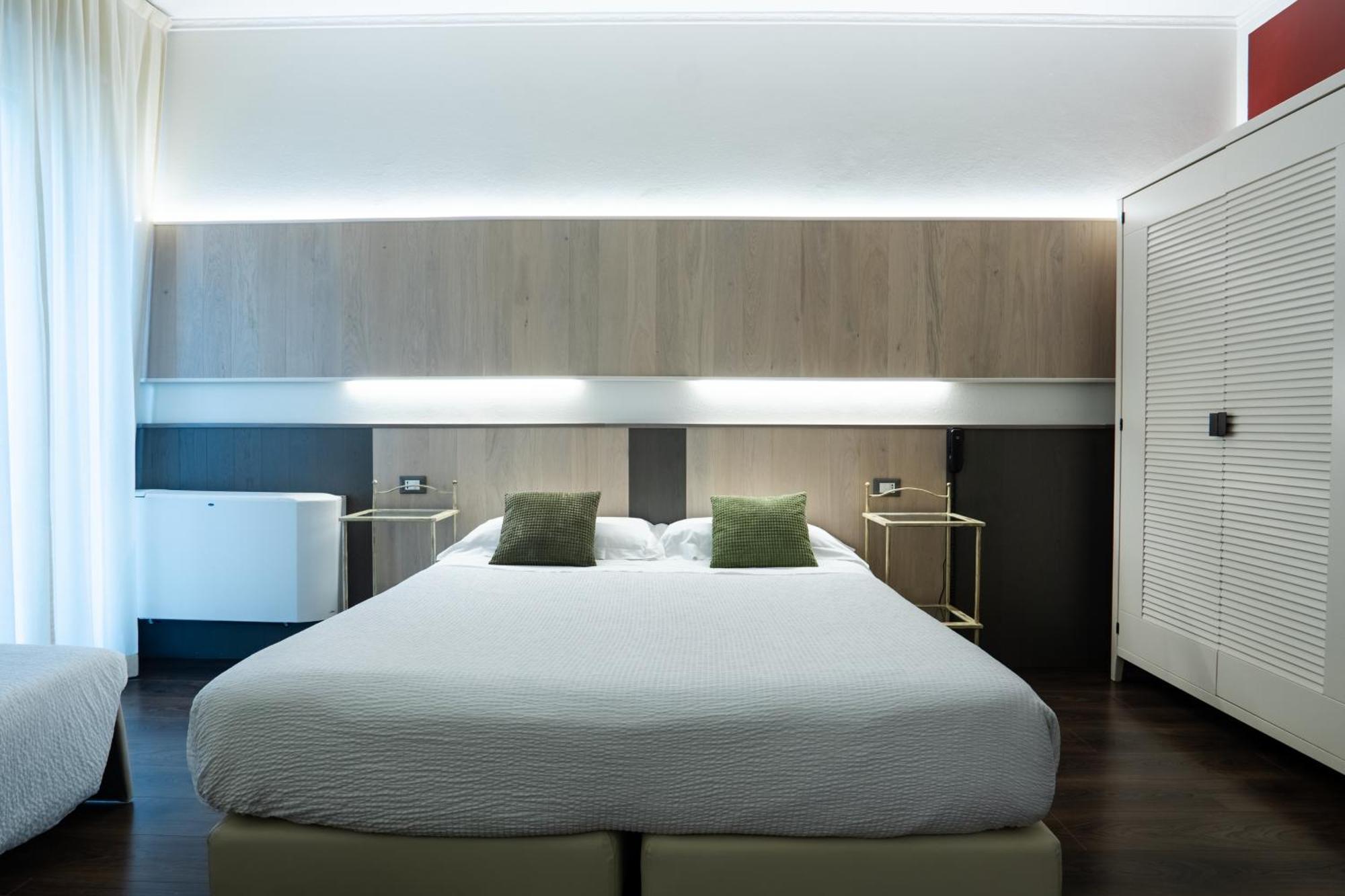 Double or Twin Room Extra Bed