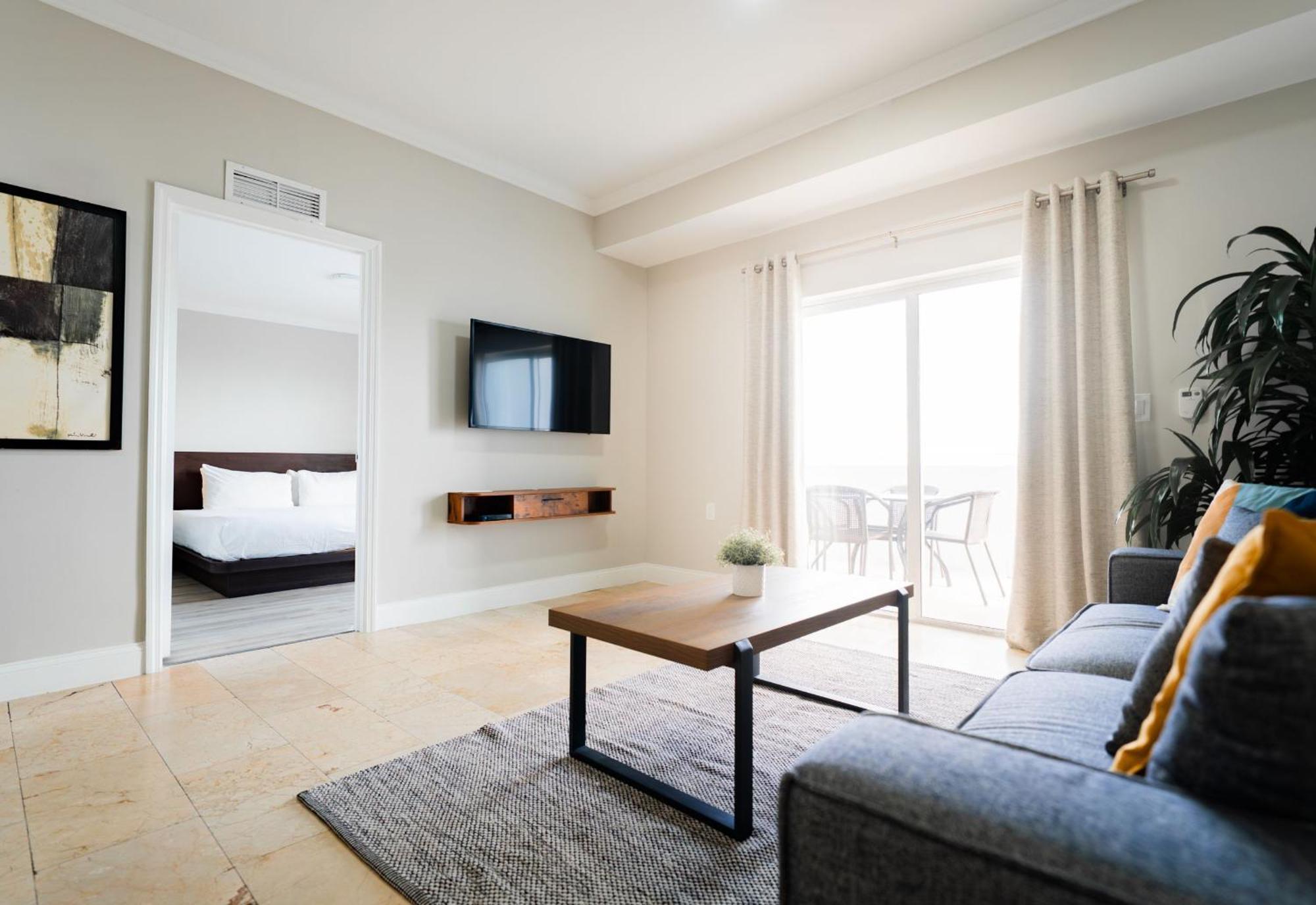 Master King Suite Balcony