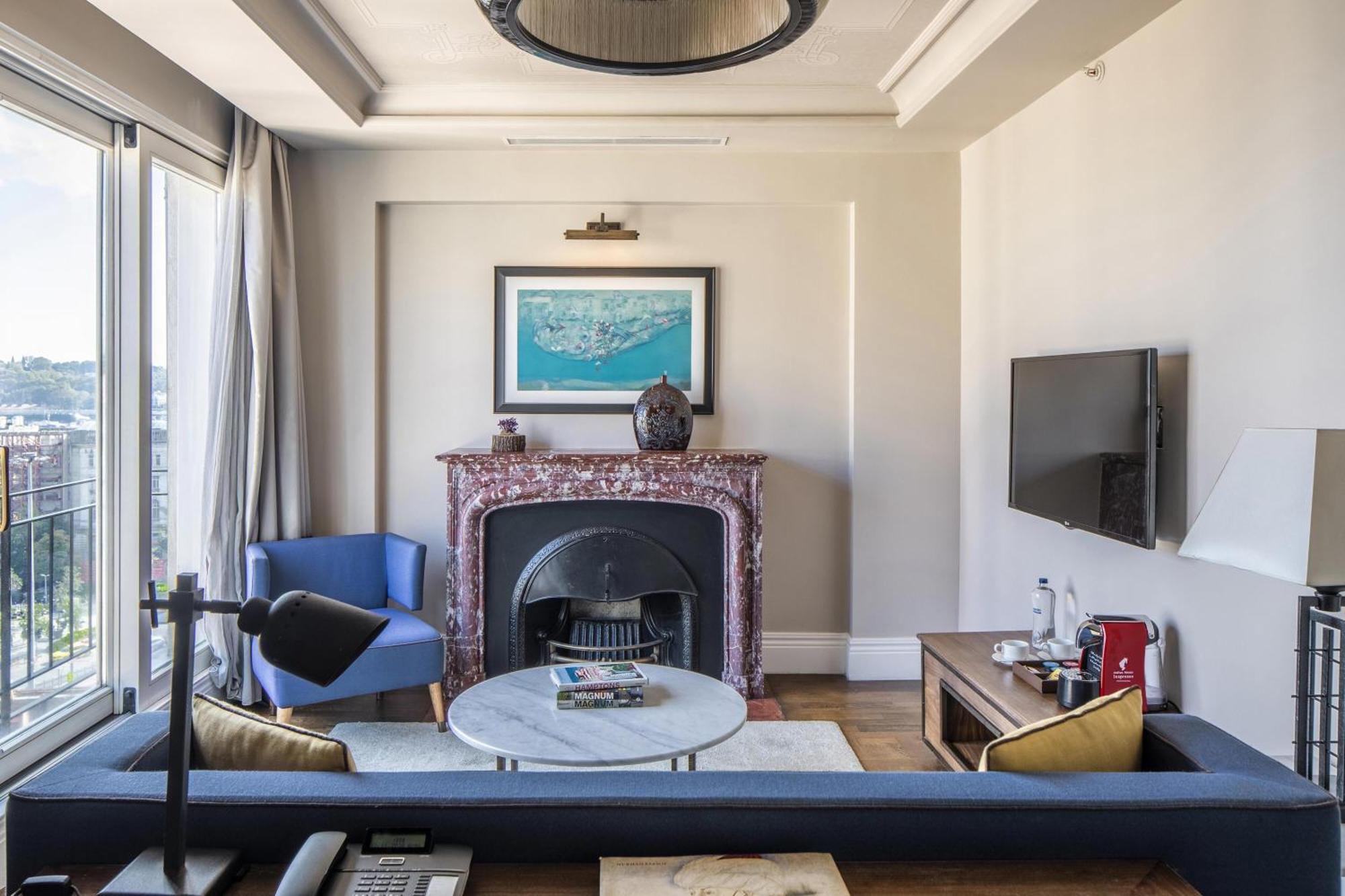Executive Suite