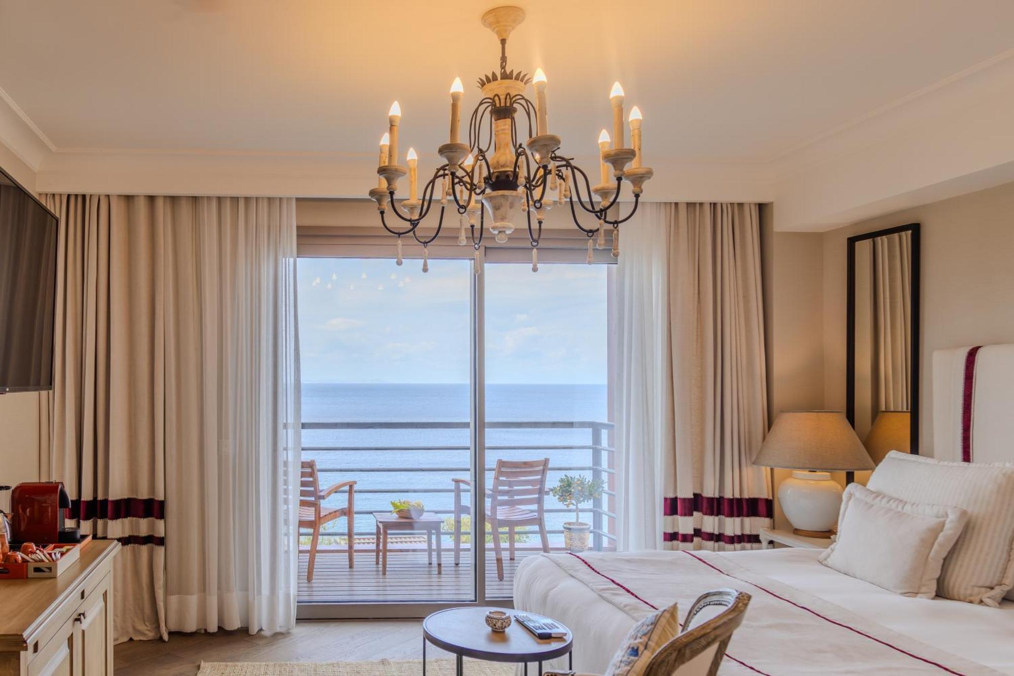 Signature Seaview Room