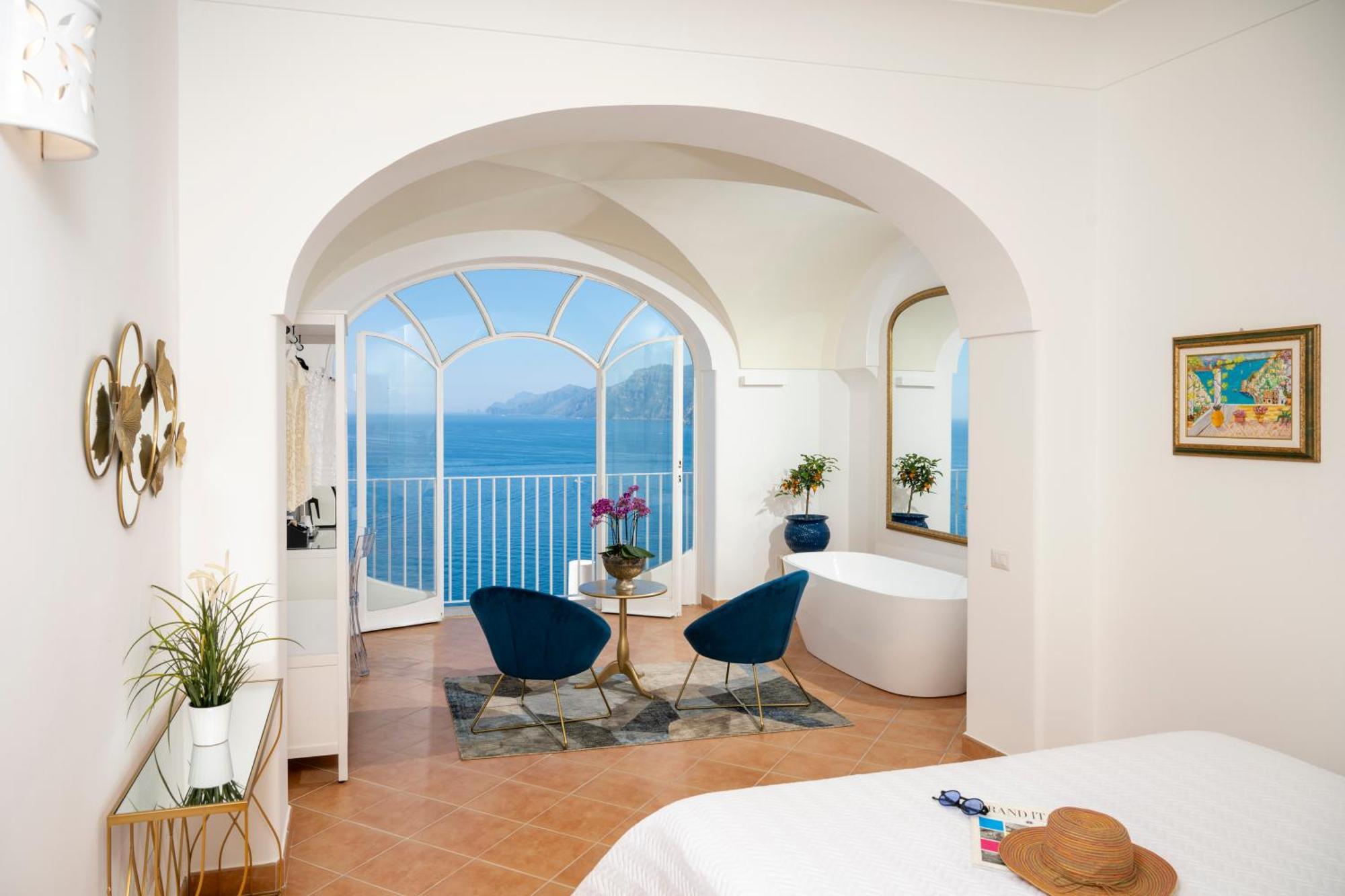 Queen Suite Sea View