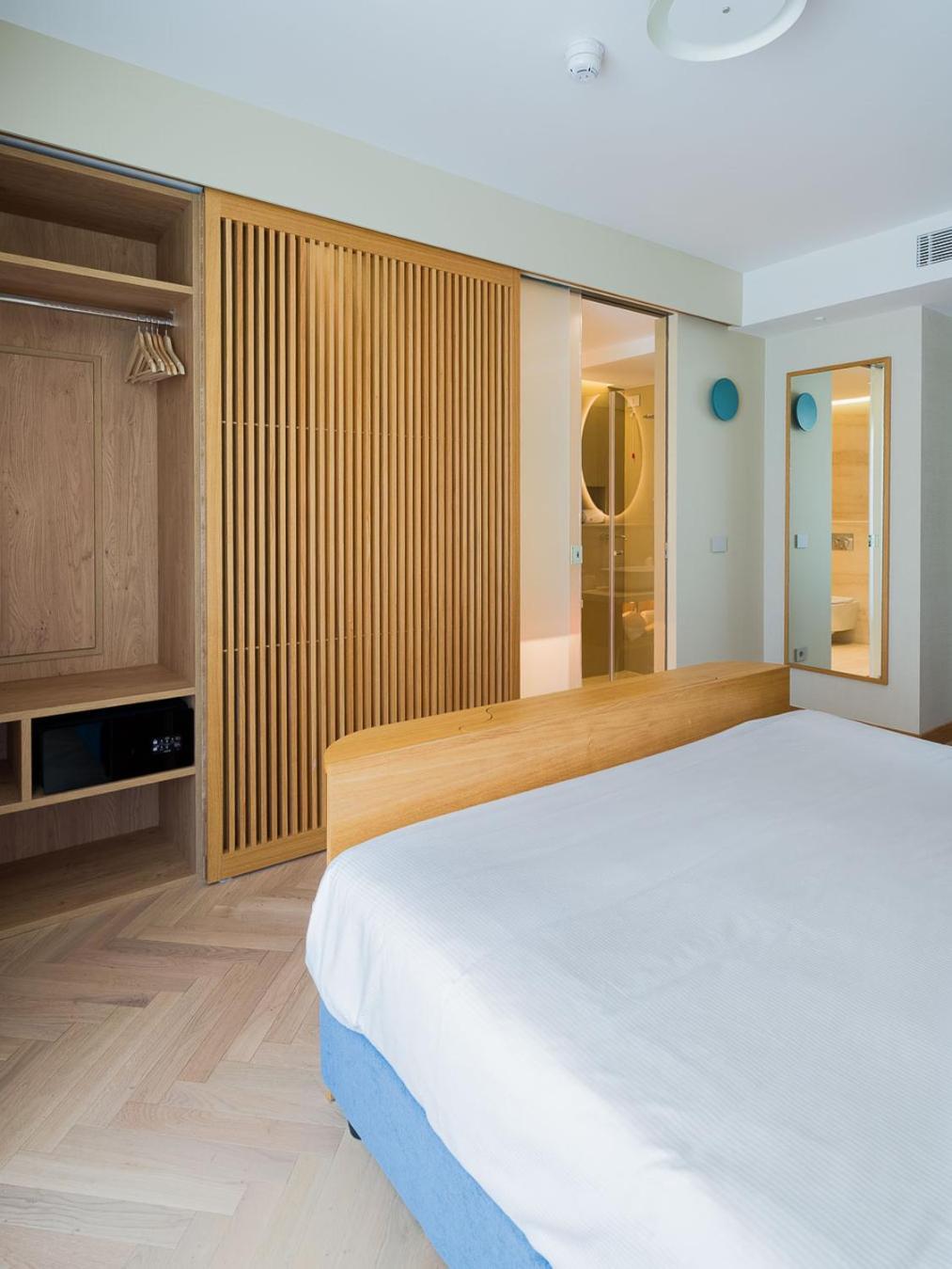 Superior Double Room,1668425539:JPEG