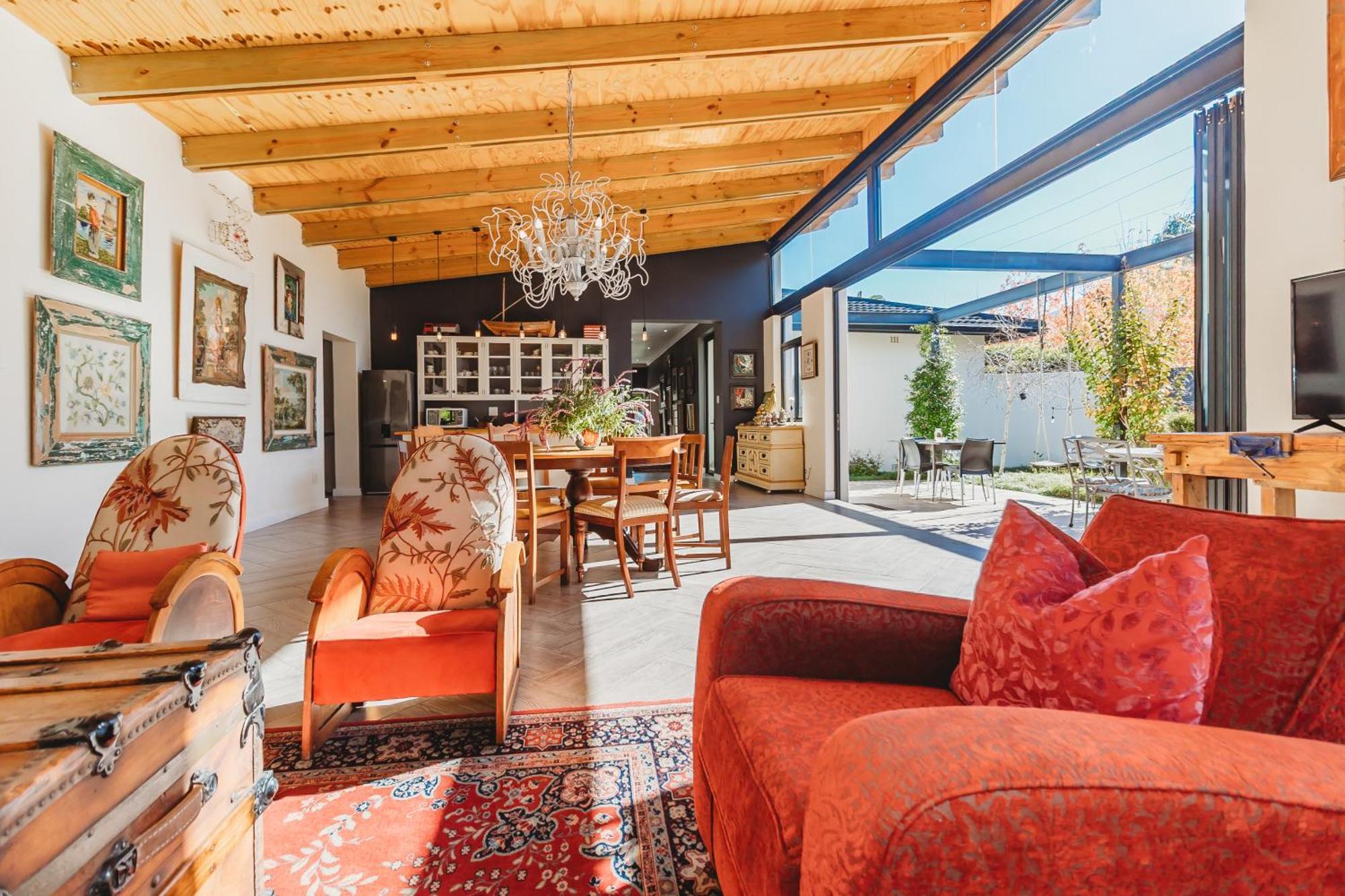Four-Bedroom Holiday Home