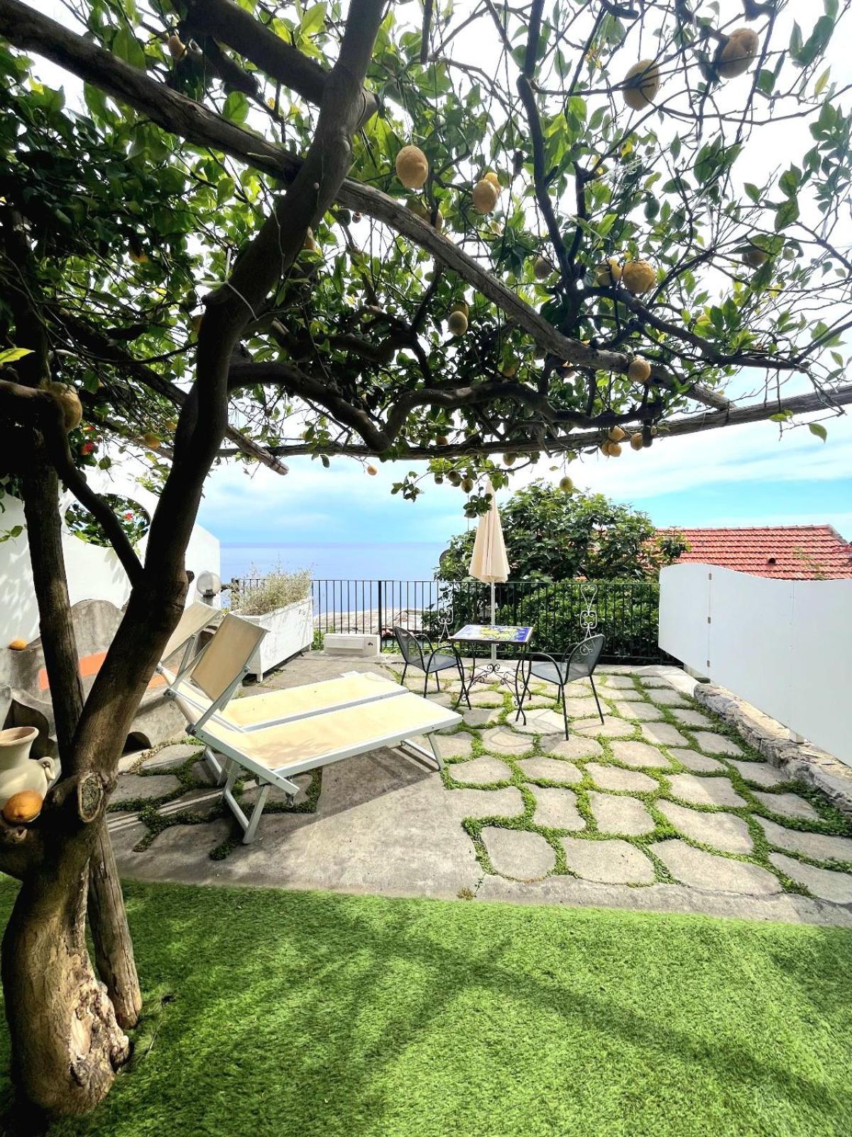 Comfort Room Patio Sea View