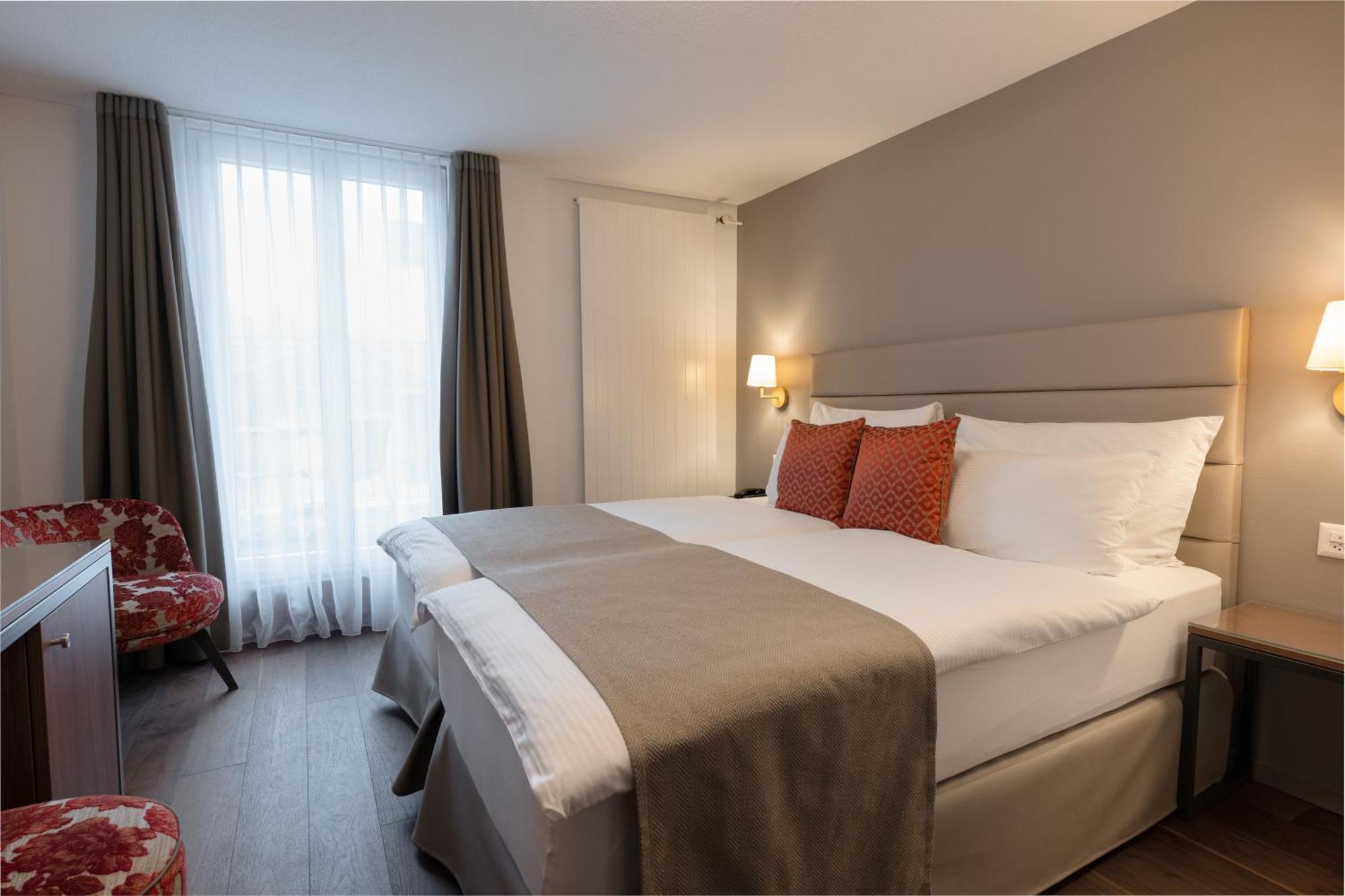 Doppelzimmer zur Stadtseite - 12 m²