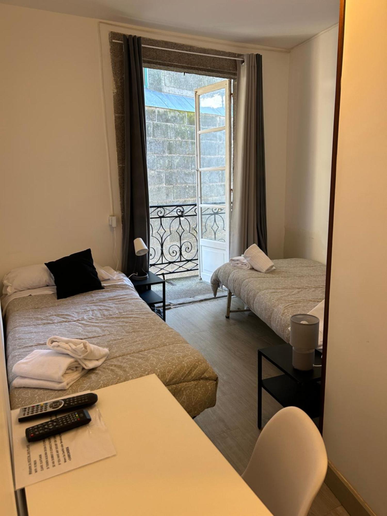 Twin Room Private Bathroom