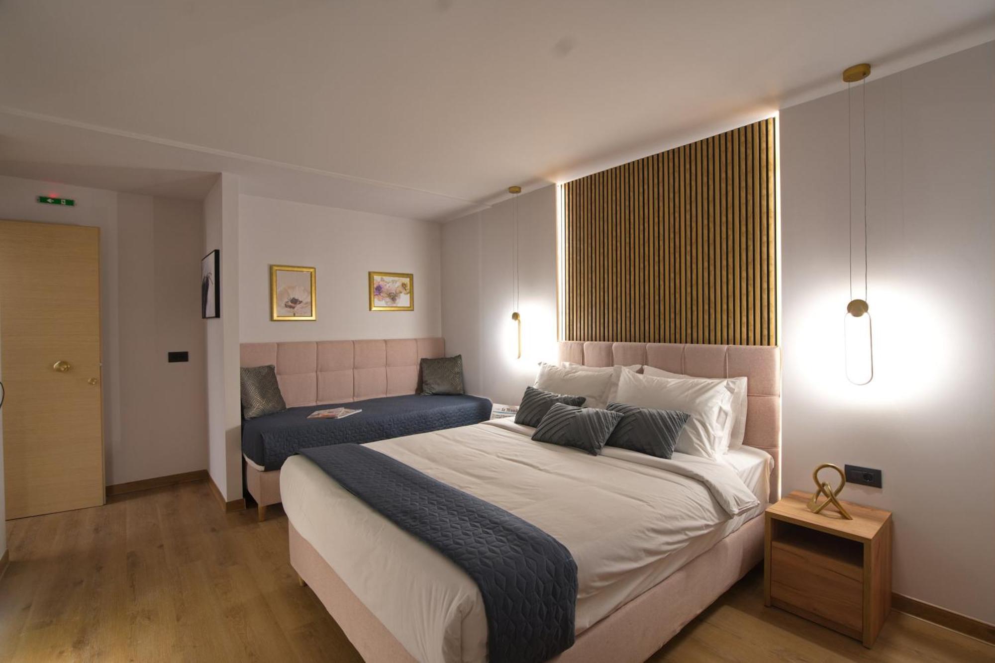 Deluxe Room Sofa Bed