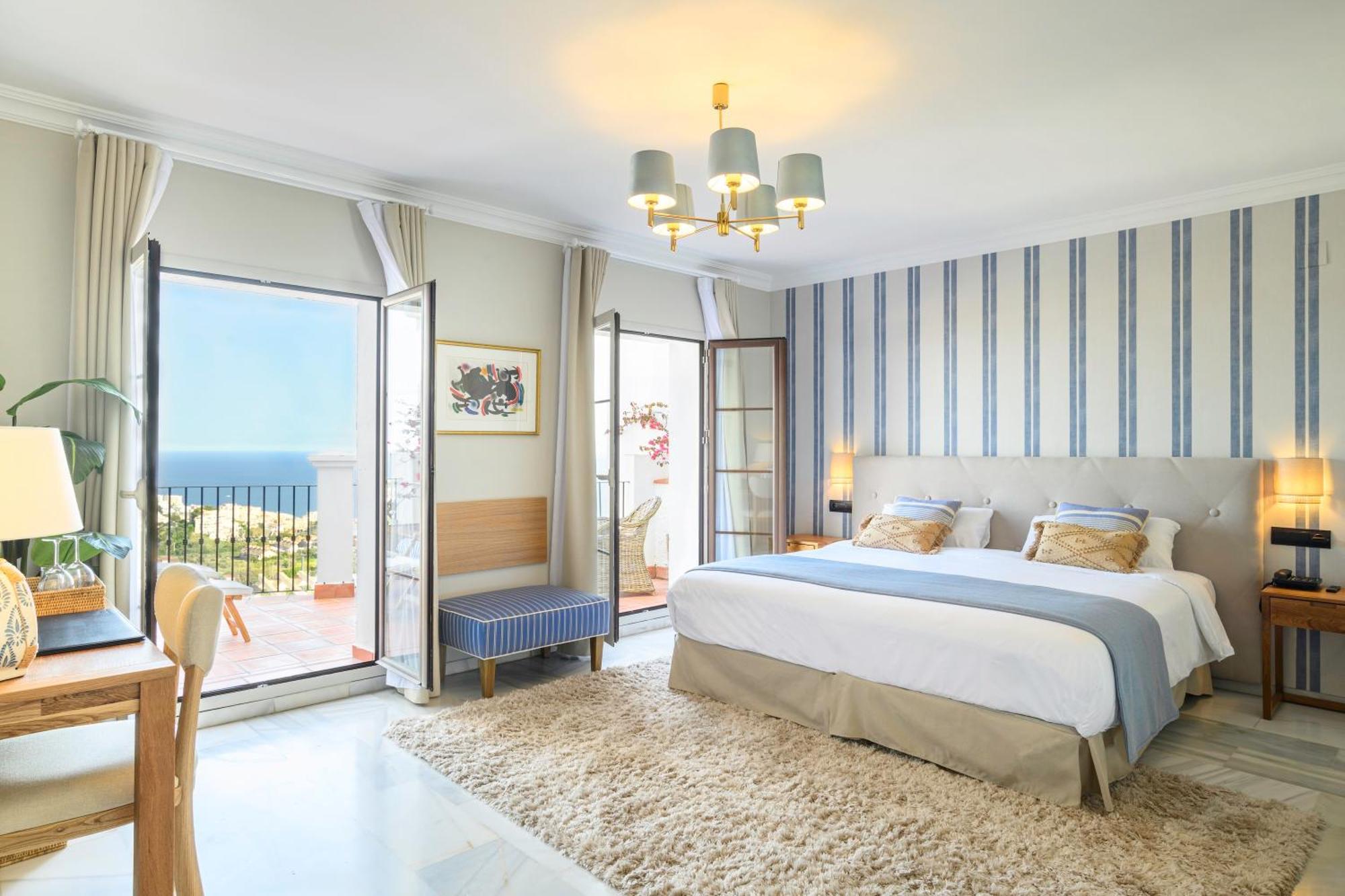 Double or Twin Room Private Terrace Sea View