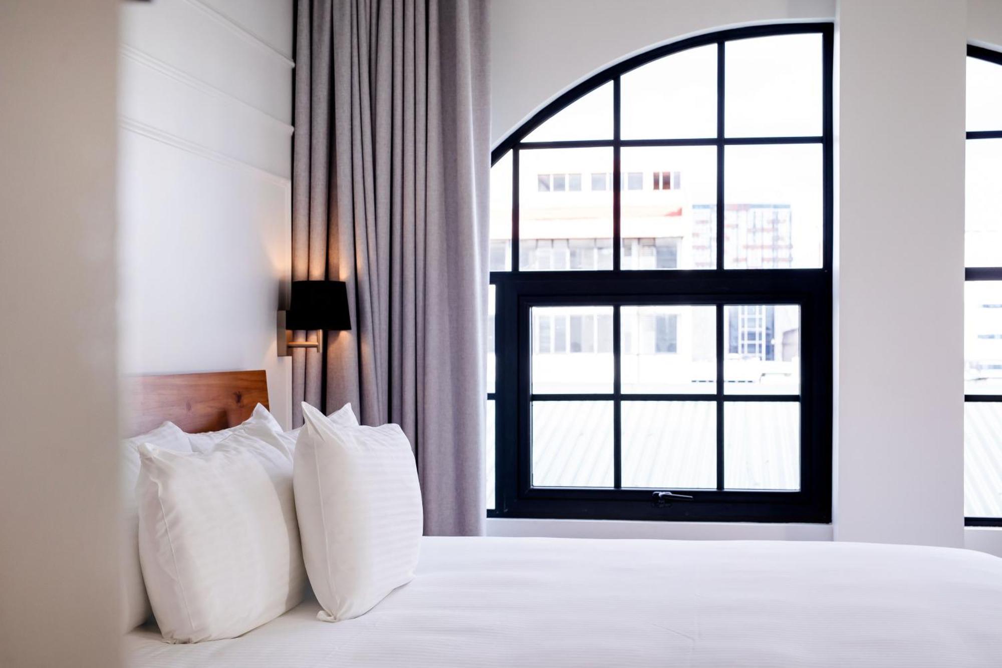 Premium Room King Bed