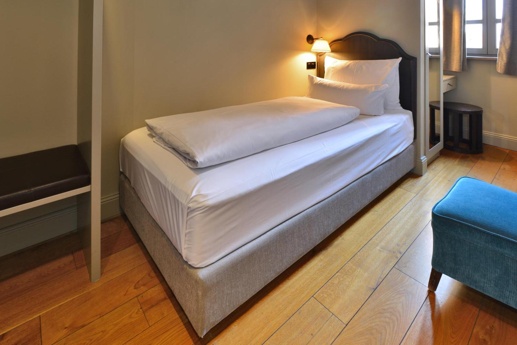 Comfort Single Room
