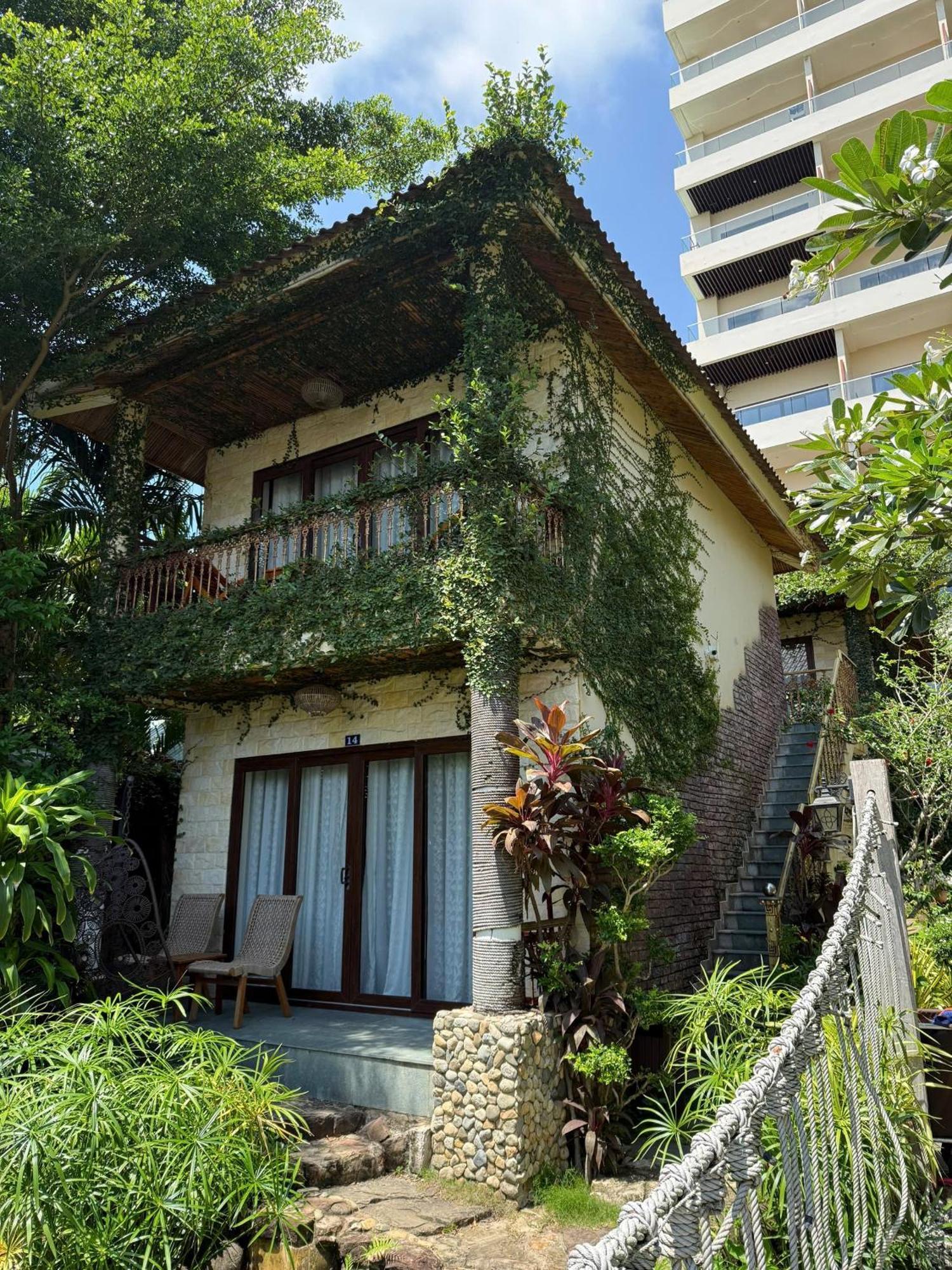 Double Room Garden View